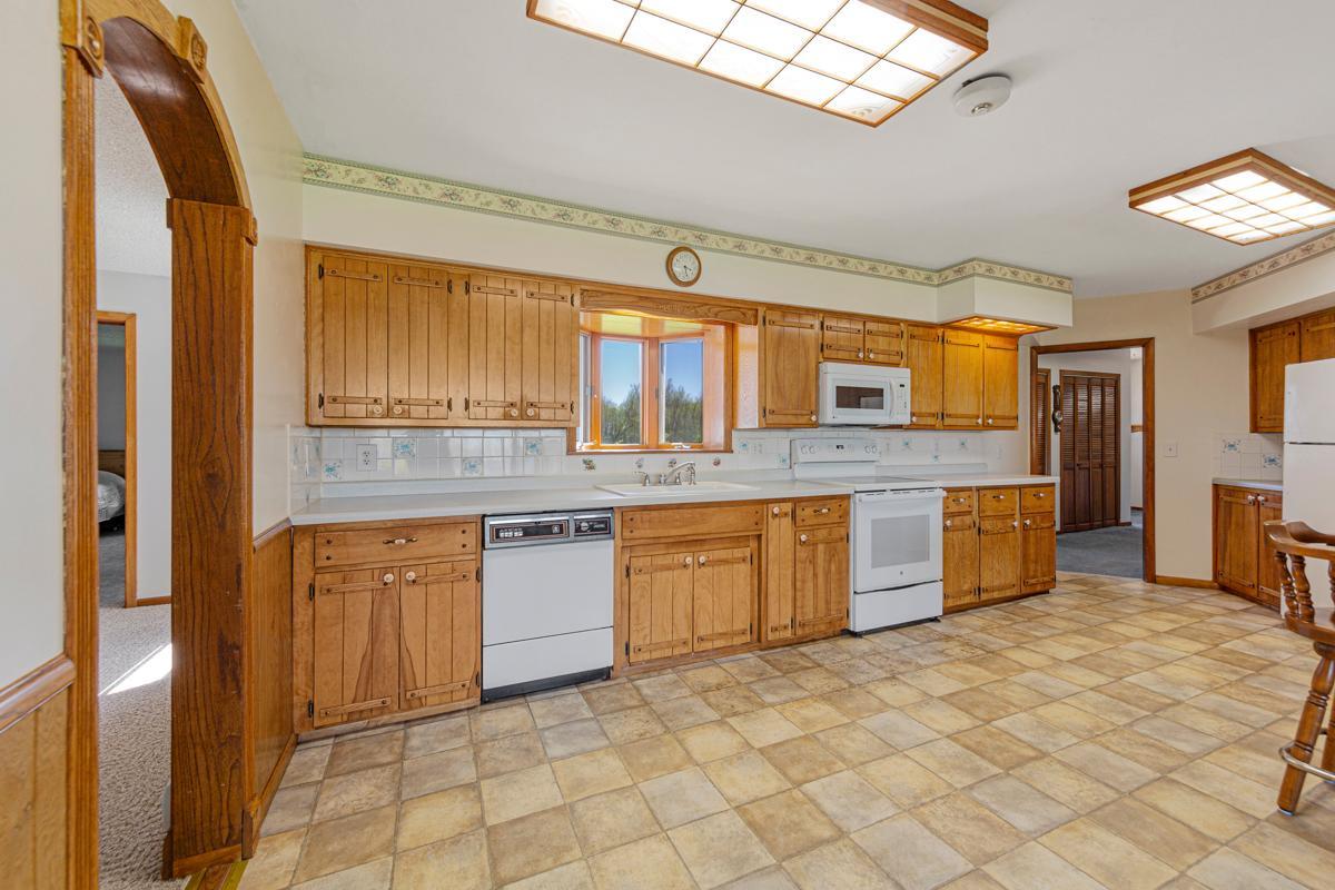 15426 Shieldsville Boulevard, Faribault, Minnesota image 19