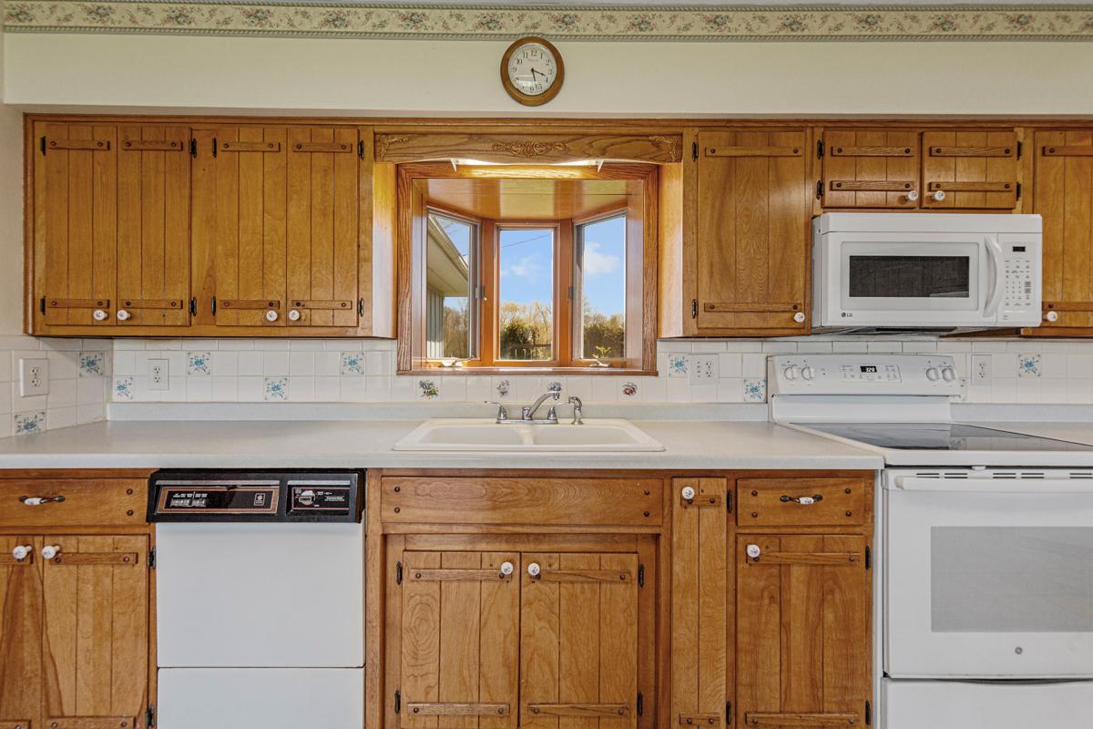 15426 Shieldsville Boulevard, Faribault, Minnesota image 20