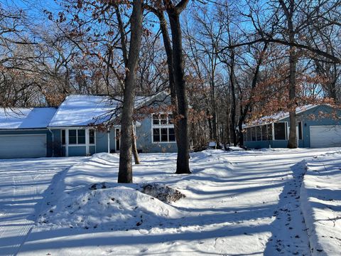 Homes For Sale - 20715 Minnie B Grant Lane<br/> Wyoming, MN 55092