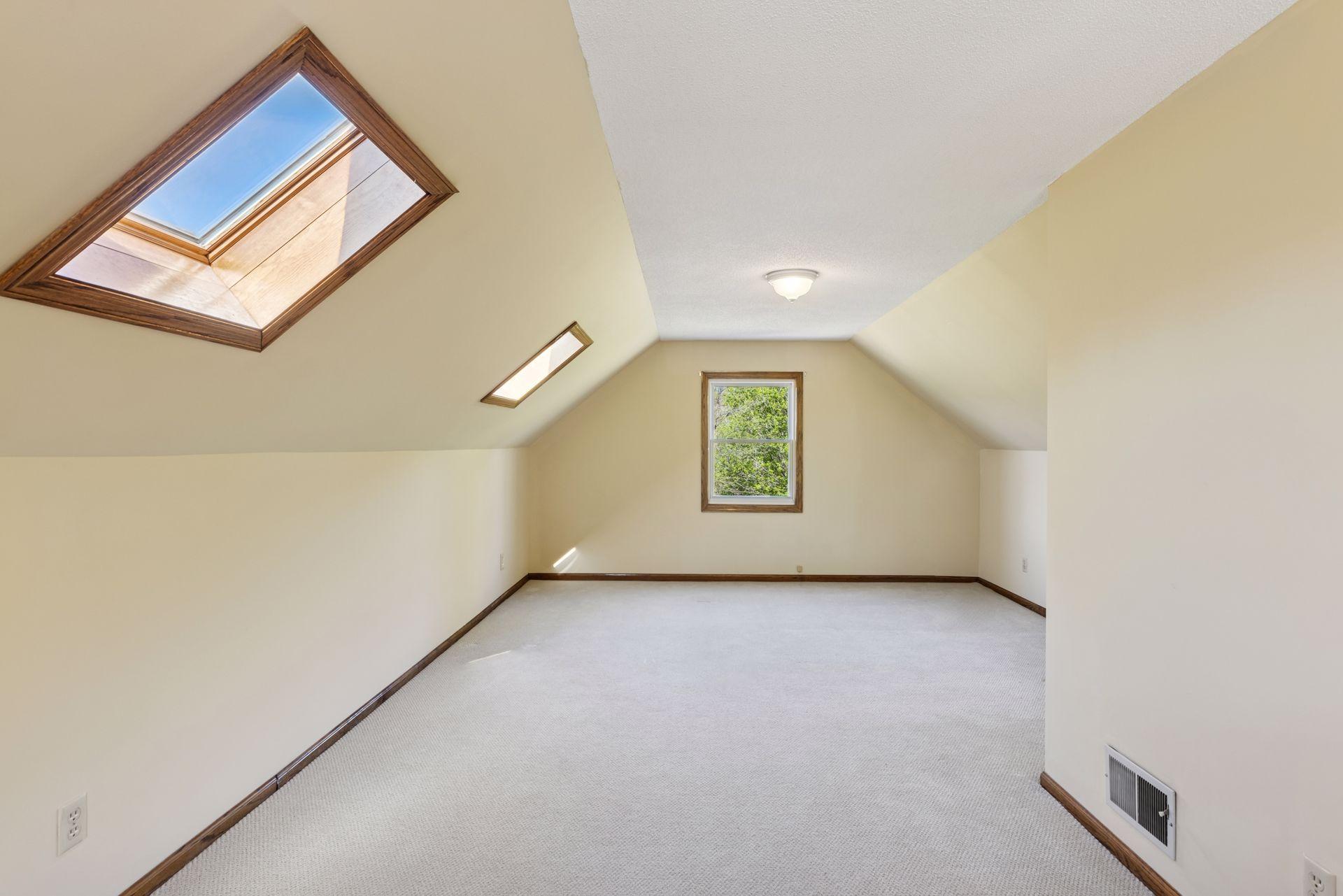 7146 Military Road, Woodbury, Minnesota image 22