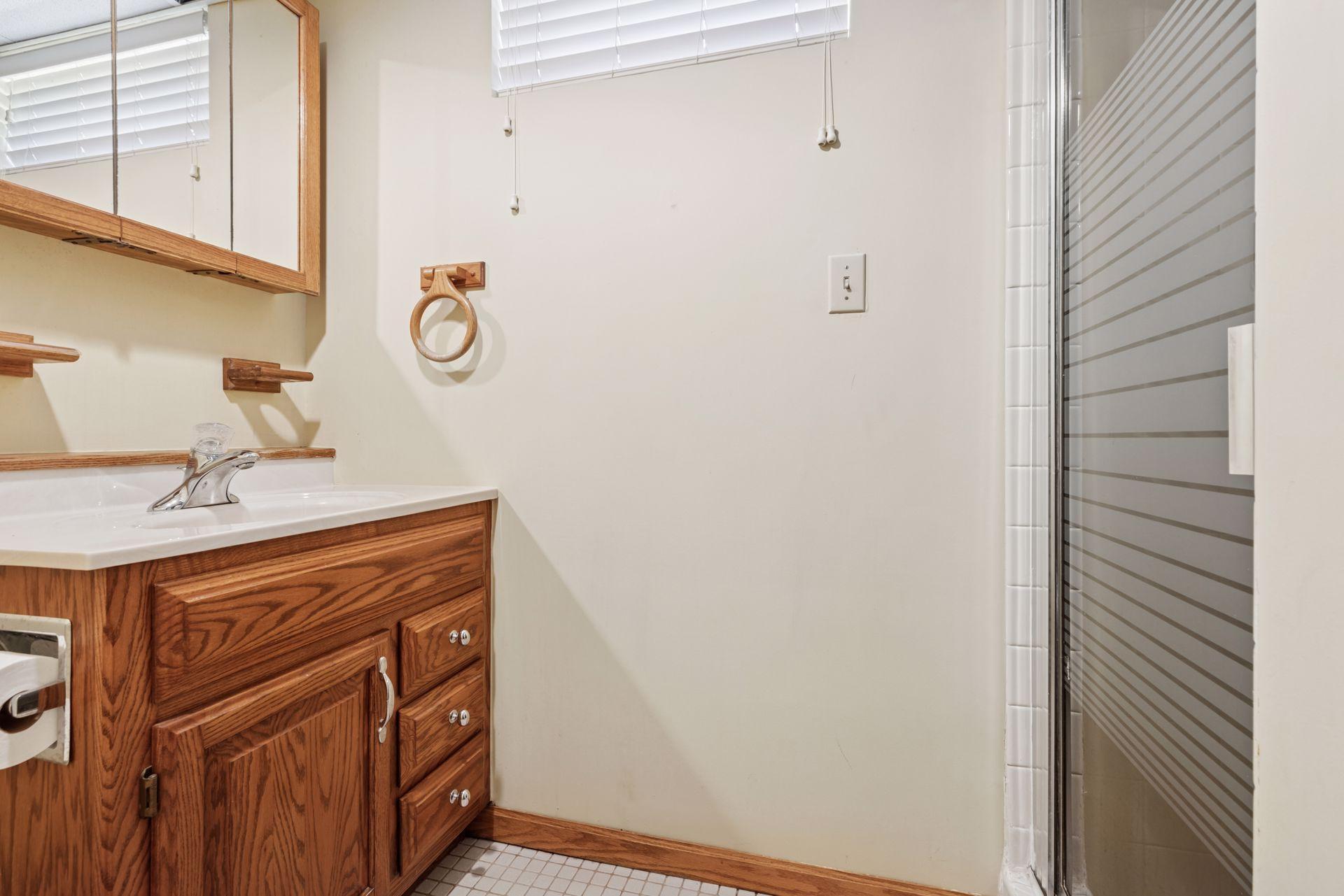 7146 Military Road, Woodbury, Minnesota image 33