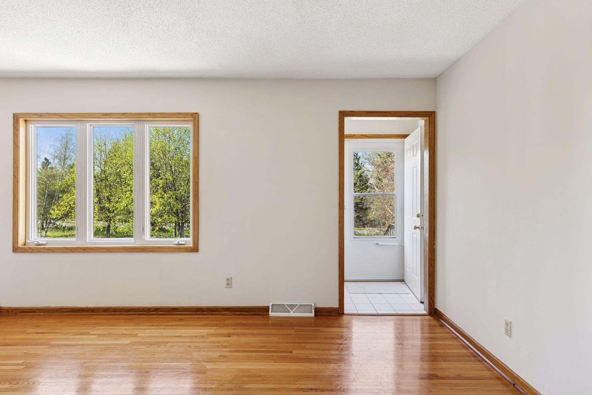 7146 Military Road, Woodbury, Minnesota image 7