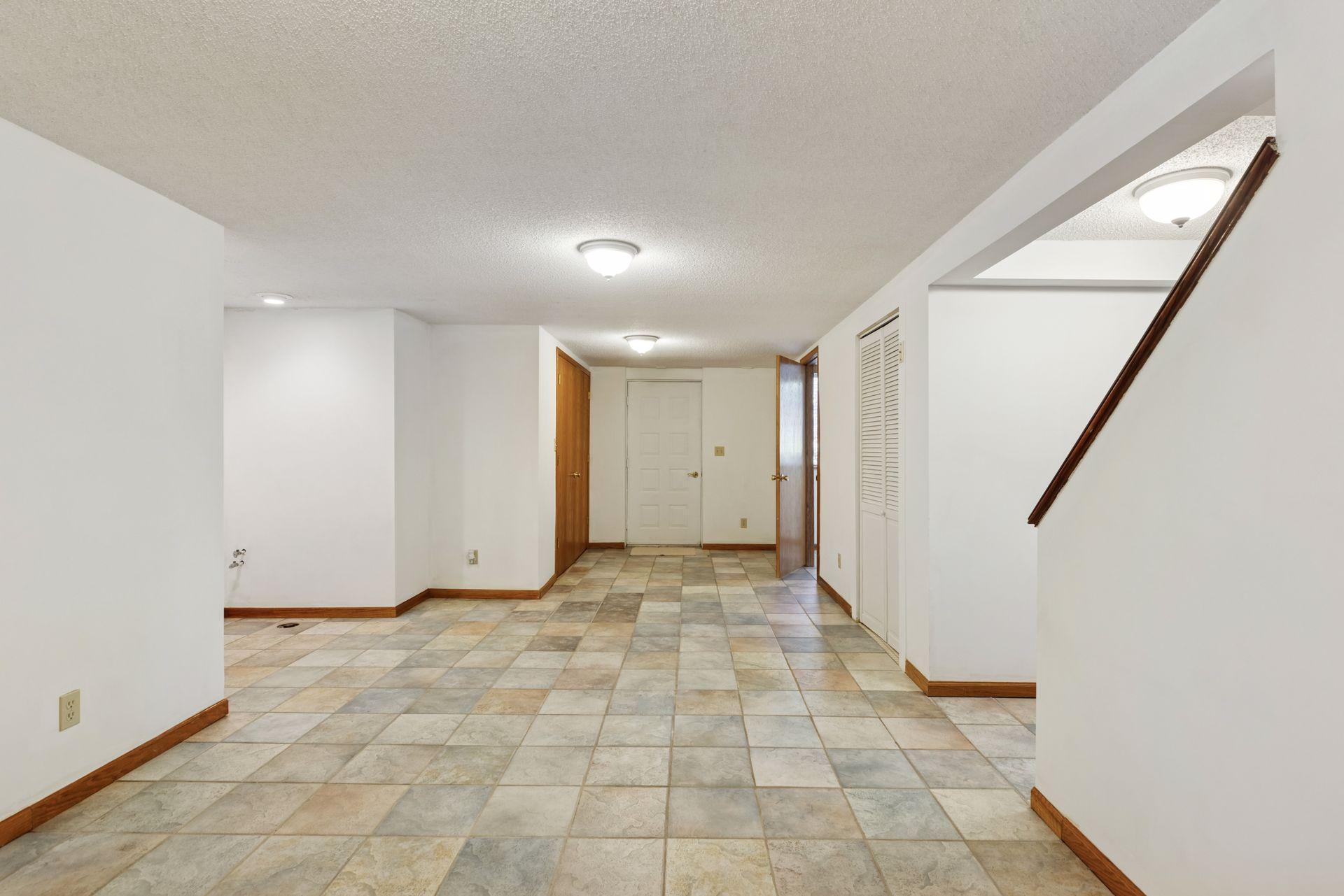 7146 Military Road, Woodbury, Minnesota image 28