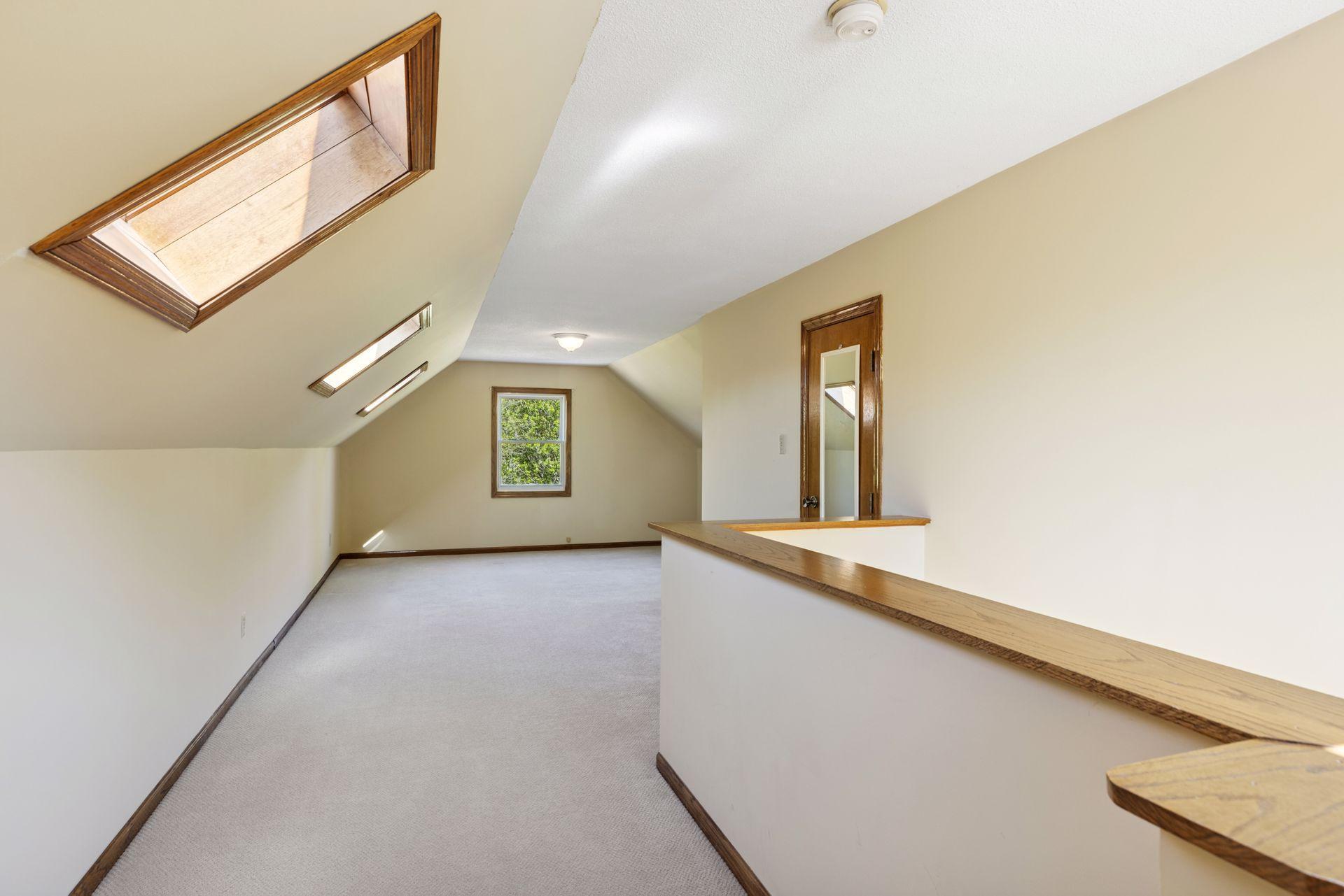 7146 Military Road, Woodbury, Minnesota image 21