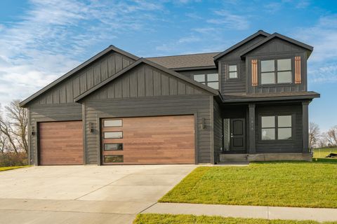 Homes For Sale - 1816 Robinson Lane<br/> Byron, MN 55920