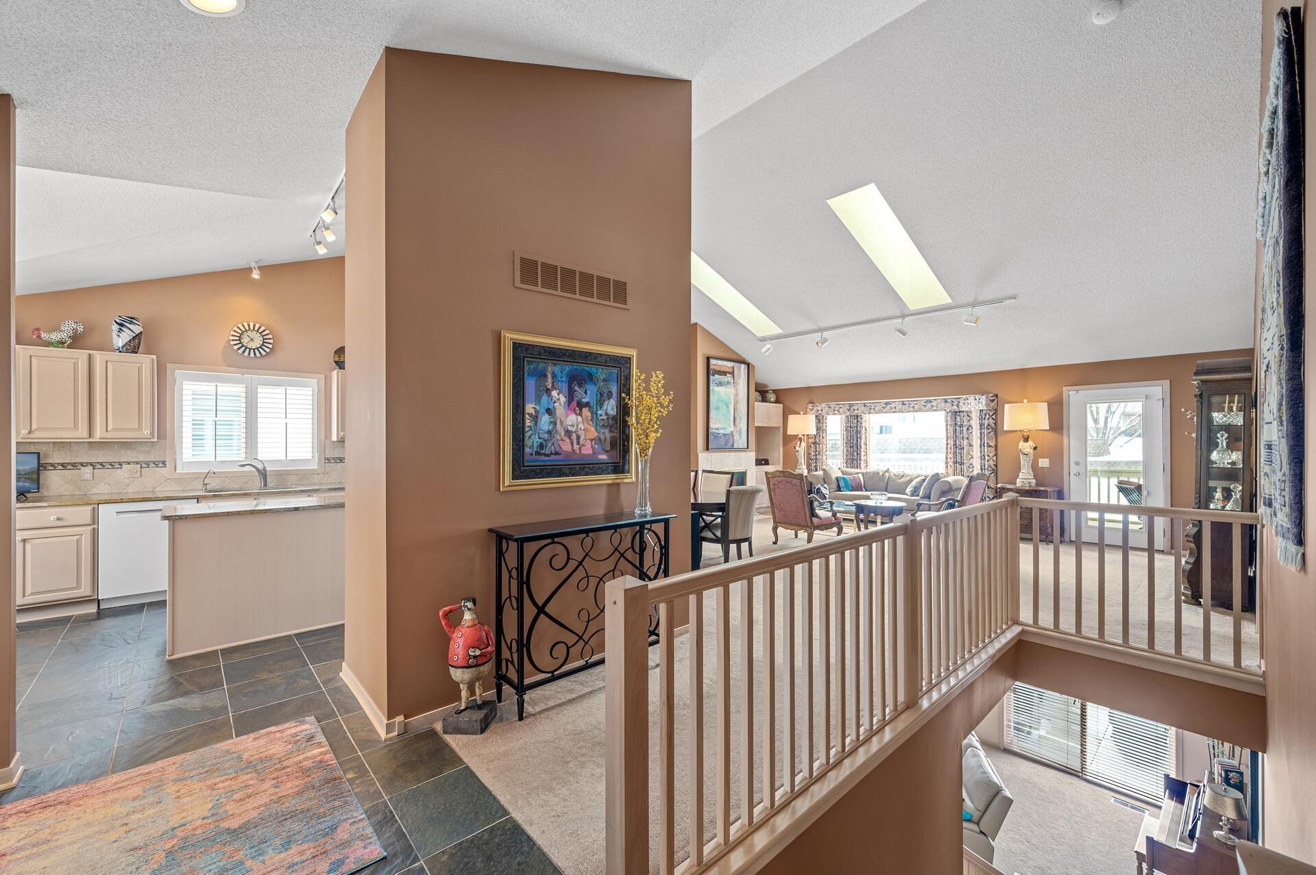 2833 Wilds Lane, Prior Lake, Minnesota image 9
