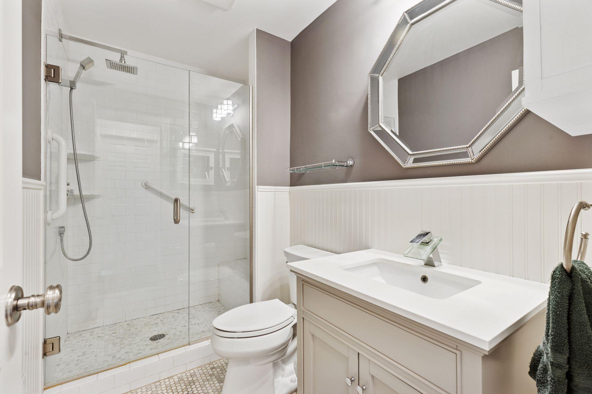 1231 Black Oaks Lane, Minneapolis, Minnesota image 14