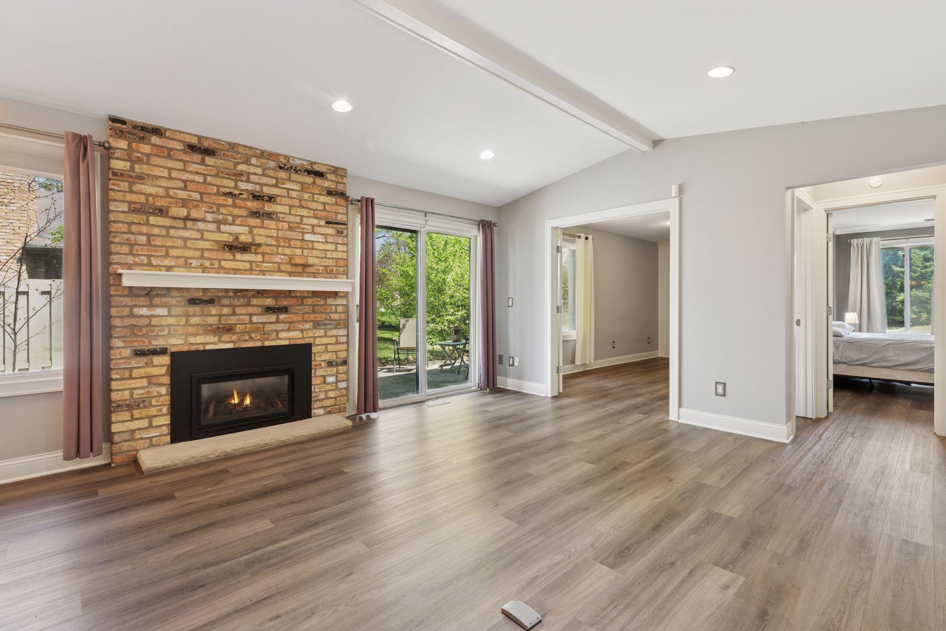 1231 Black Oaks Lane, Minneapolis, Minnesota image 1