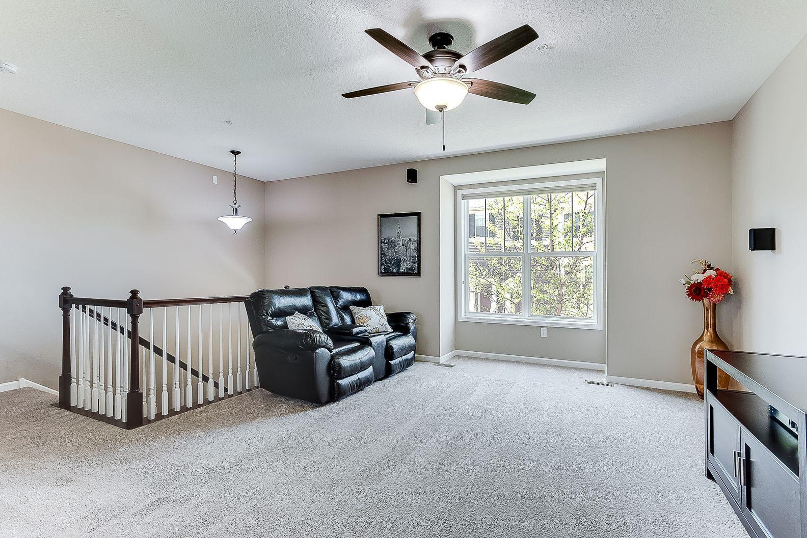 8934 SW Village Loop, Chanhassen, Minnesota image 10