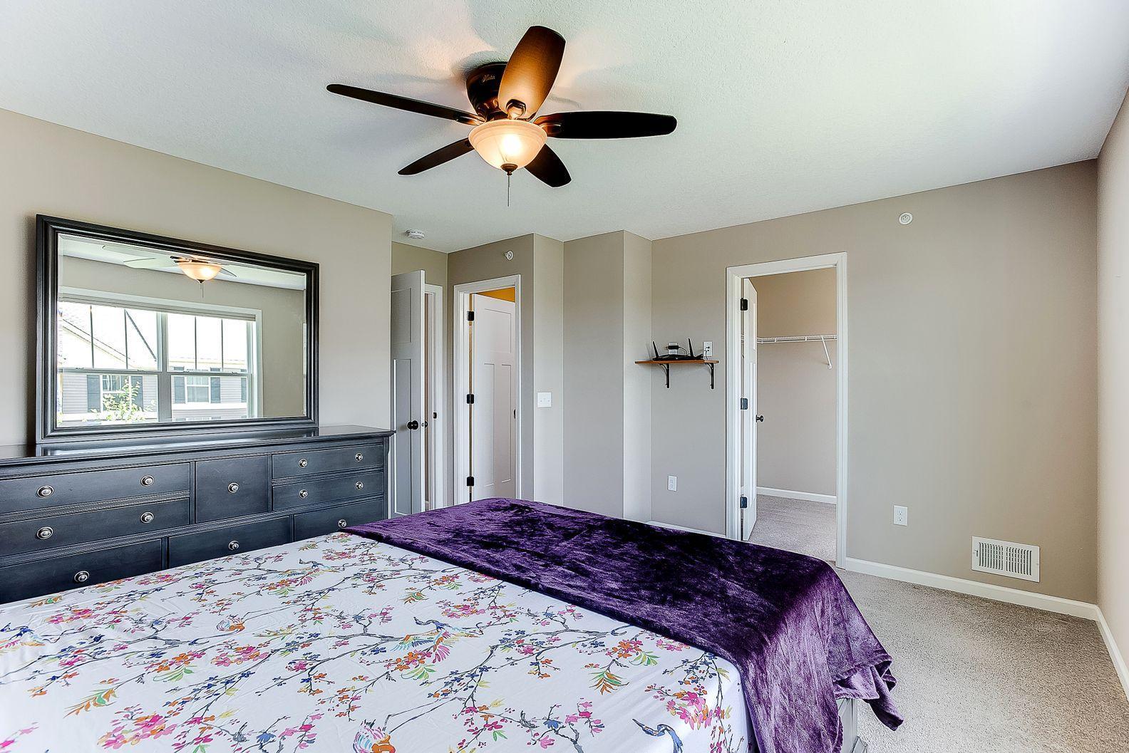 8934 SW Village Loop, Chanhassen, Minnesota image 16