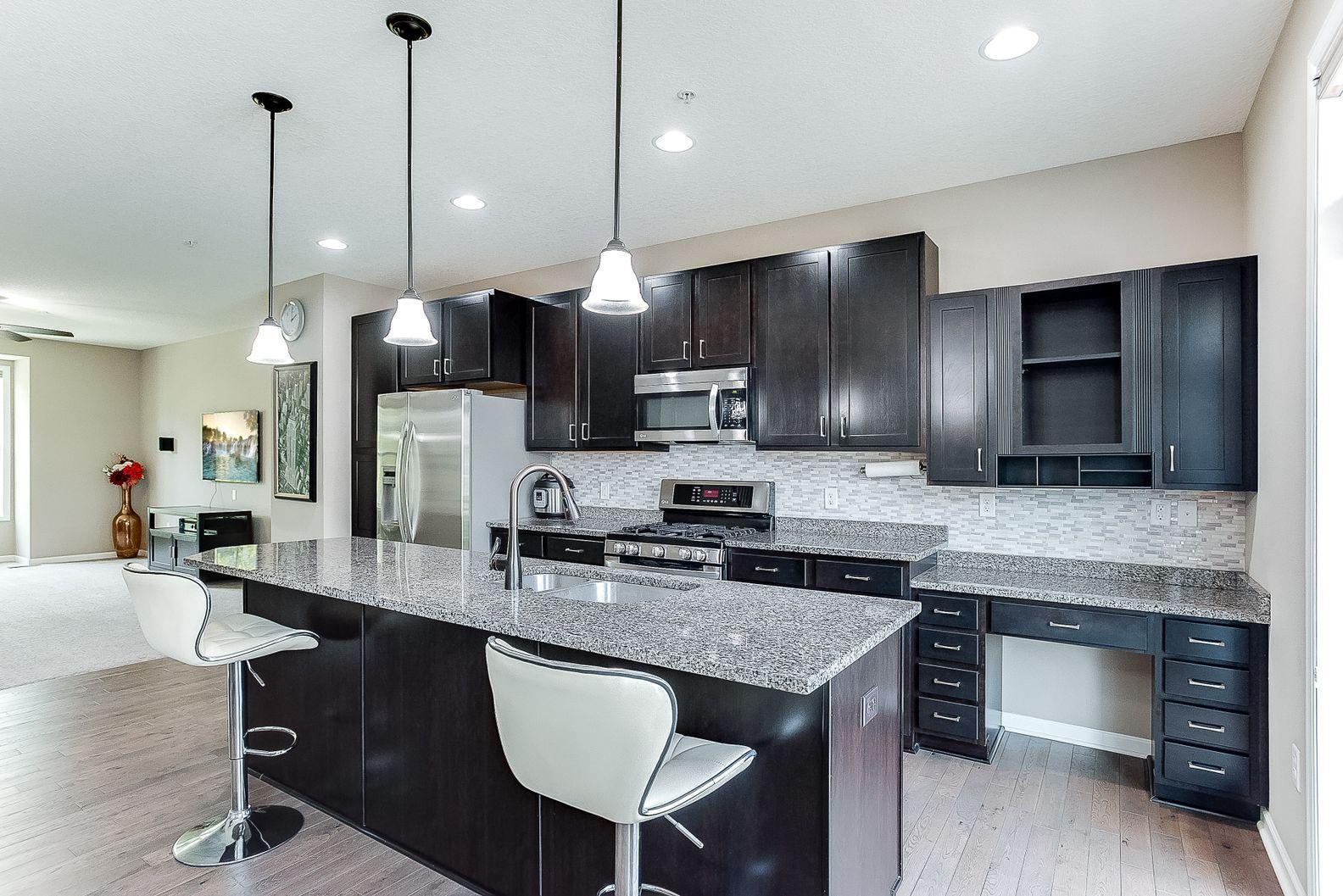 8934 SW Village Loop, Chanhassen, Minnesota image 3