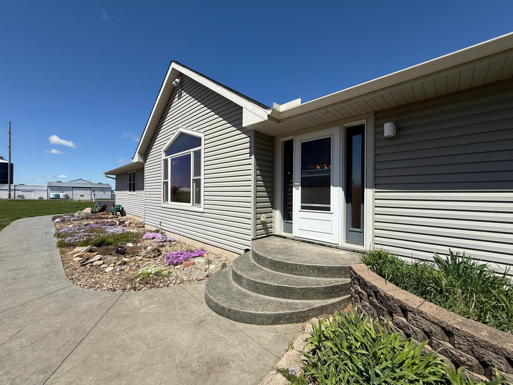 811 130th Street, Roberts, Wisconsin image 2