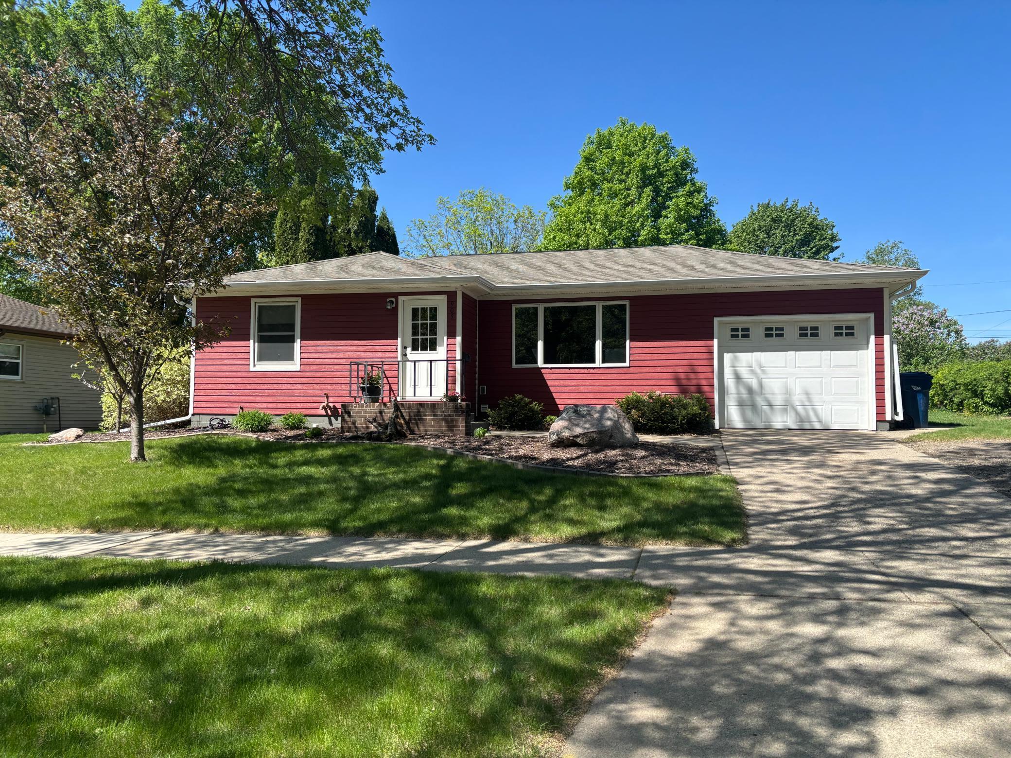 905 N Broadway, Fergus Falls, Minnesota image 1