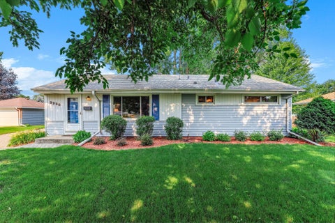 Homes For Sale - 9230 Clinton Avenue<br/> Hennepin County, Minneapolis, MN 55420