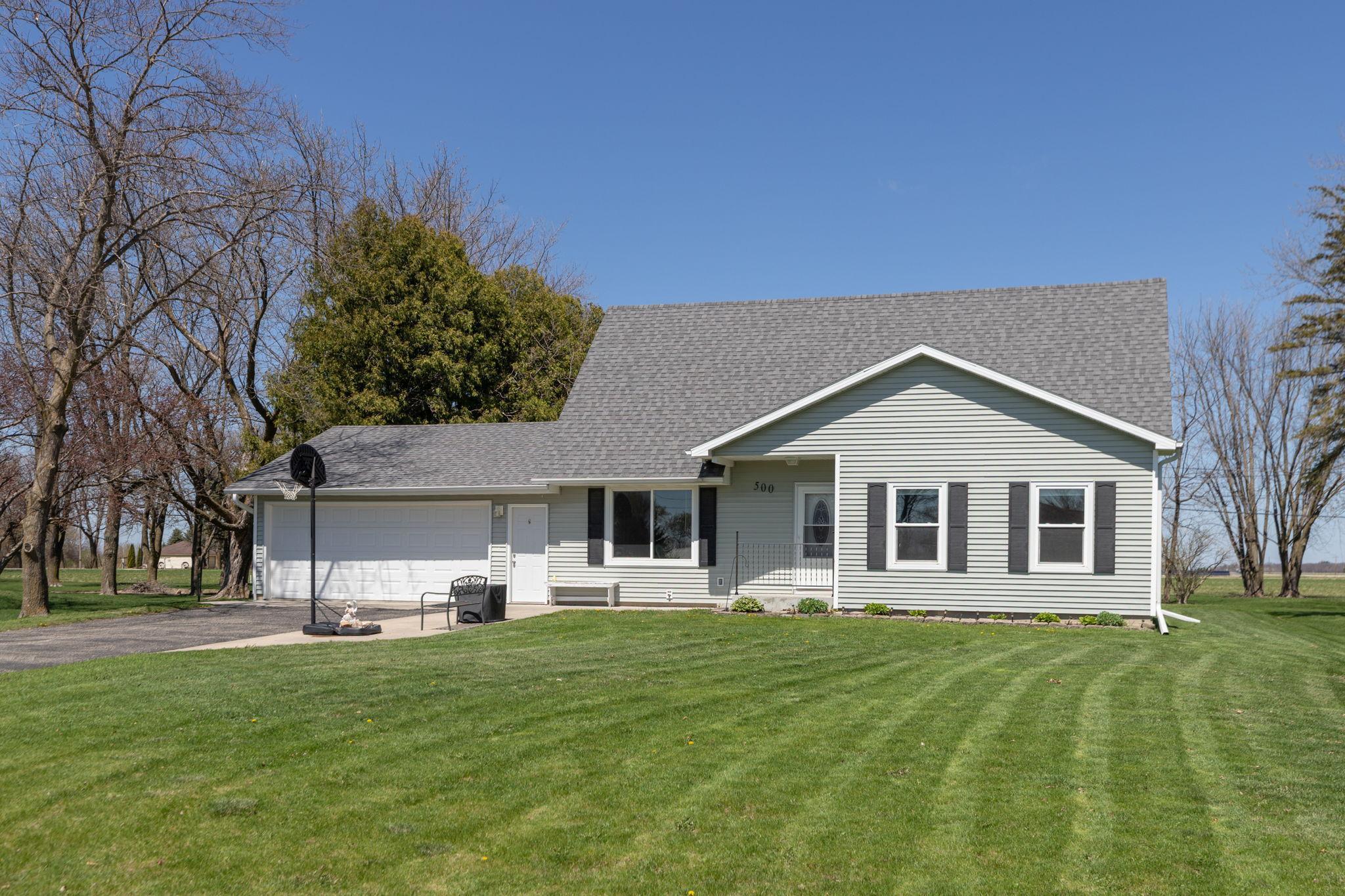 500 E Front Street, Claremont, Minnesota image 1
