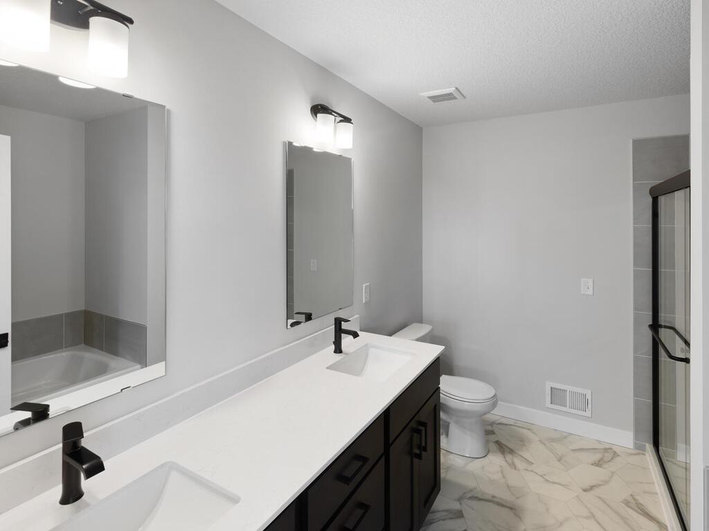 7369 Waverly Avenue, Shakopee, Minnesota image 26