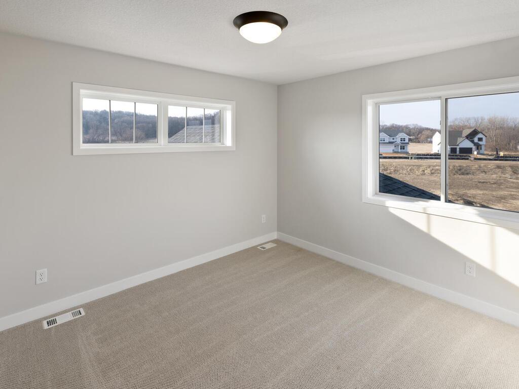 7369 Waverly Avenue, Shakopee, Minnesota image 36