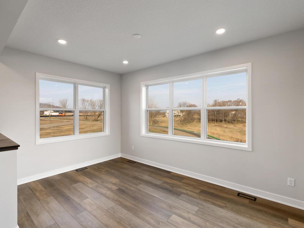 7369 Waverly Avenue, Shakopee, Minnesota image 19