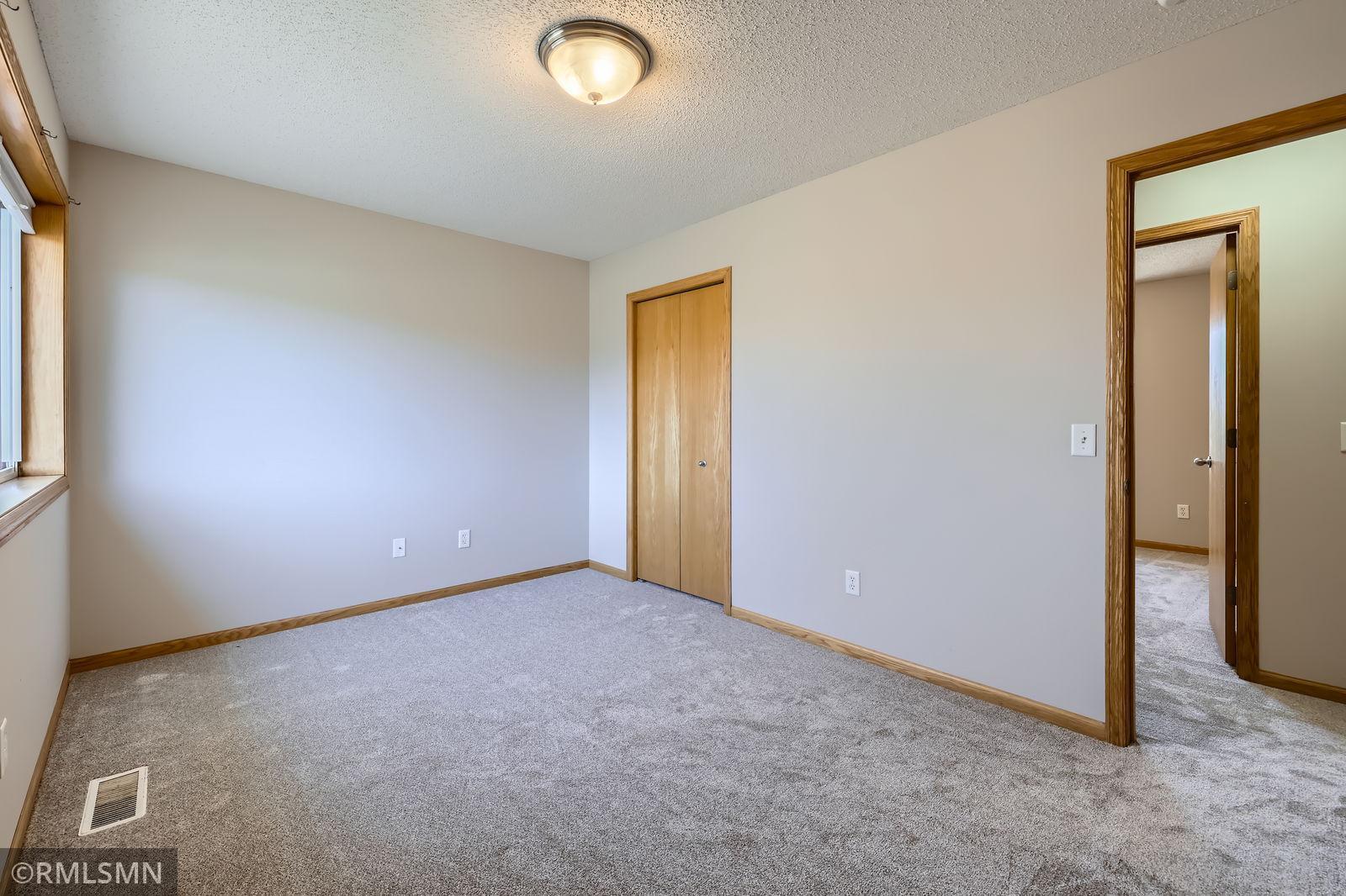 539 Market Street, Shakopee, Minnesota image 18