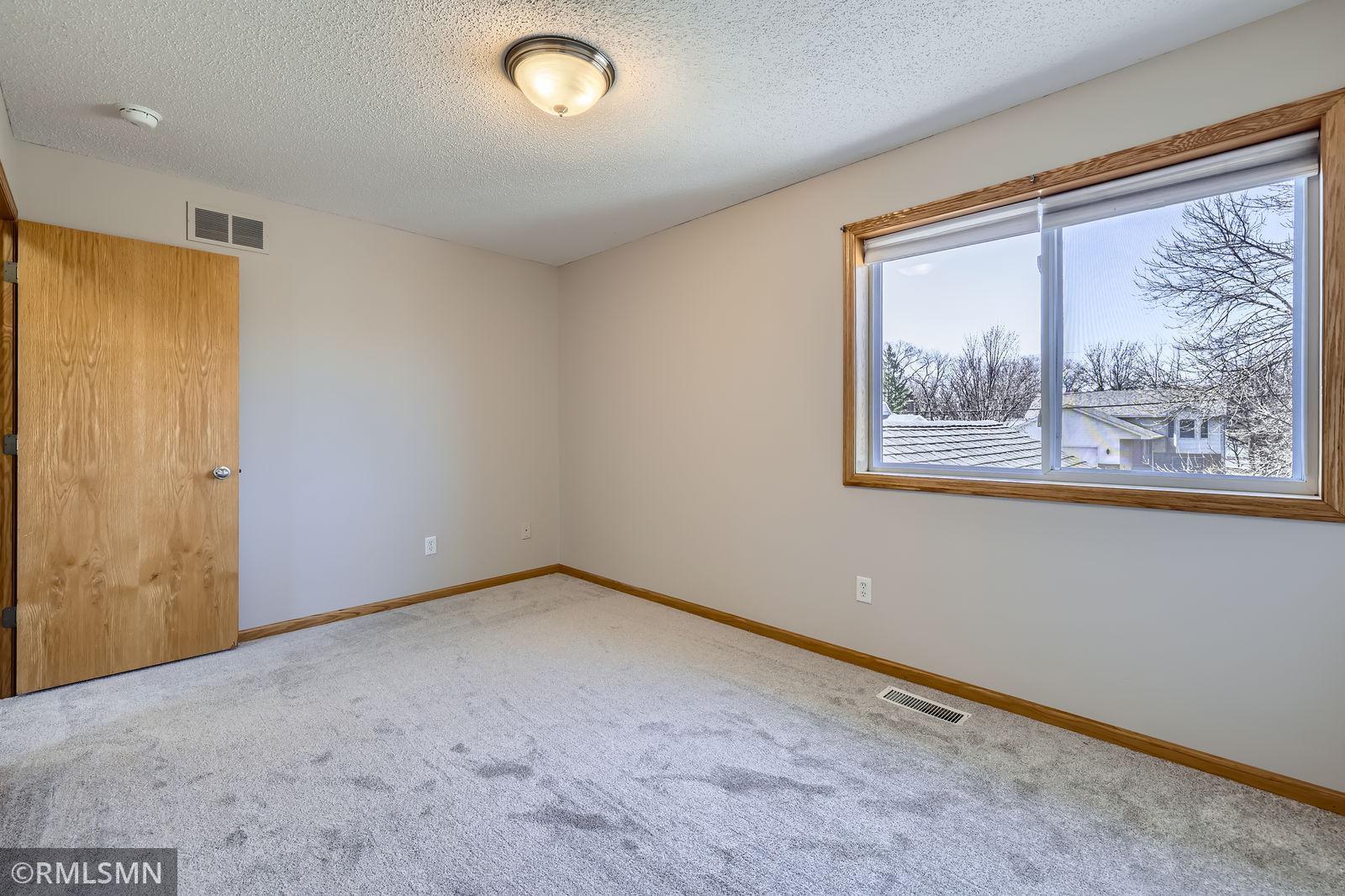 539 Market Street, Shakopee, Minnesota image 19