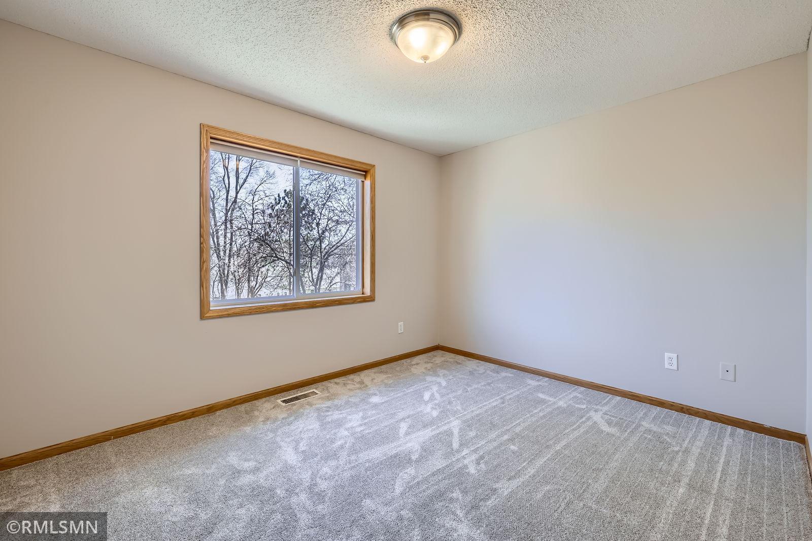 539 Market Street, Shakopee, Minnesota image 23