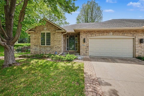 Townhouse For Sale - 12999 Garvin Brook Lane<br/> Saint Paul, MN 55124