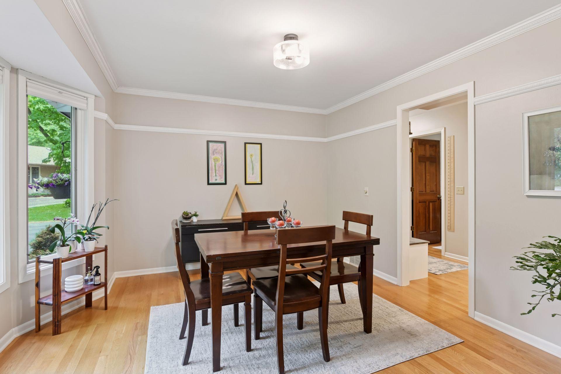655 Holly Lane, Minneapolis, Minnesota image 26