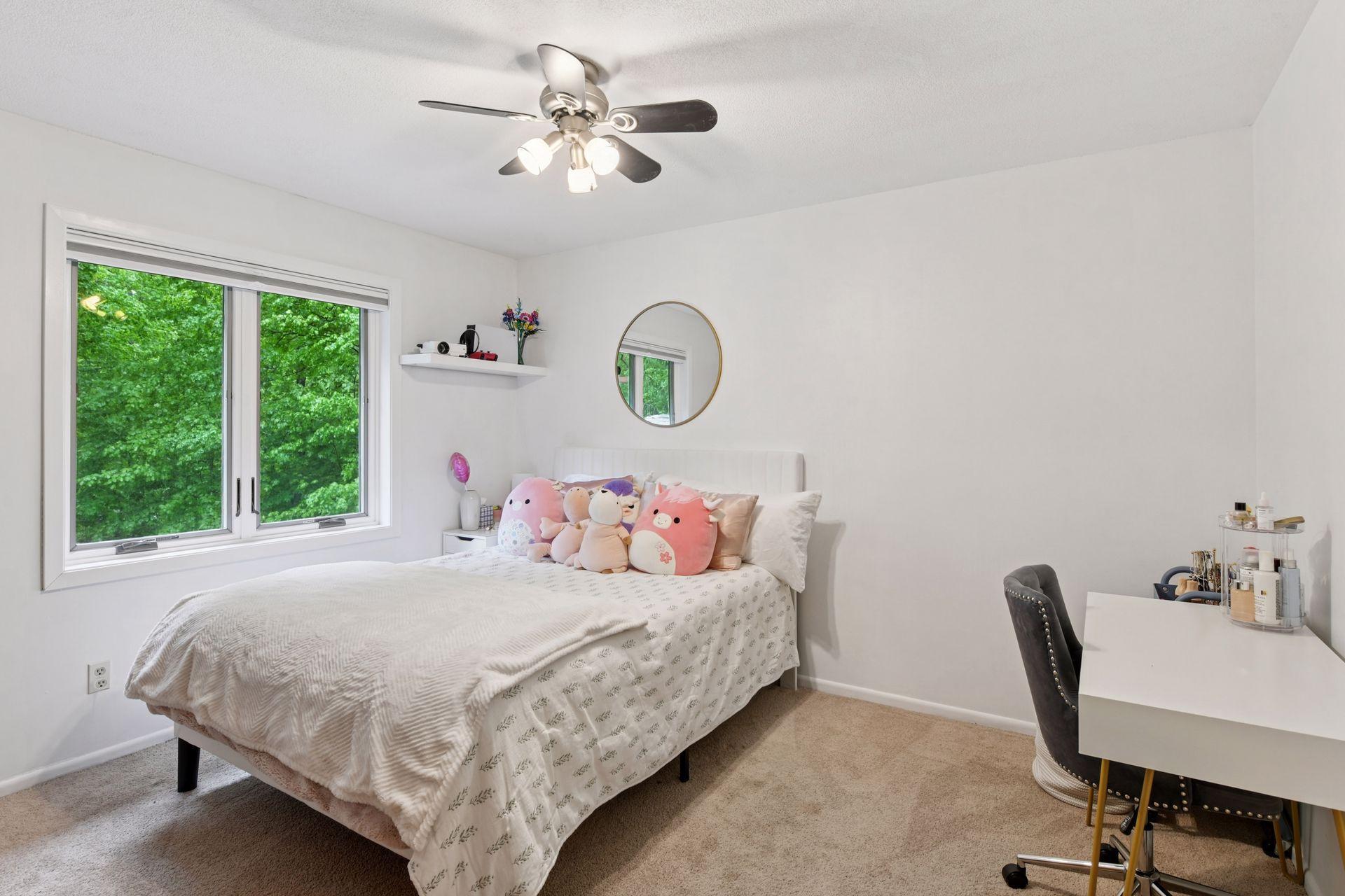 655 Holly Lane, Minneapolis, Minnesota image 38