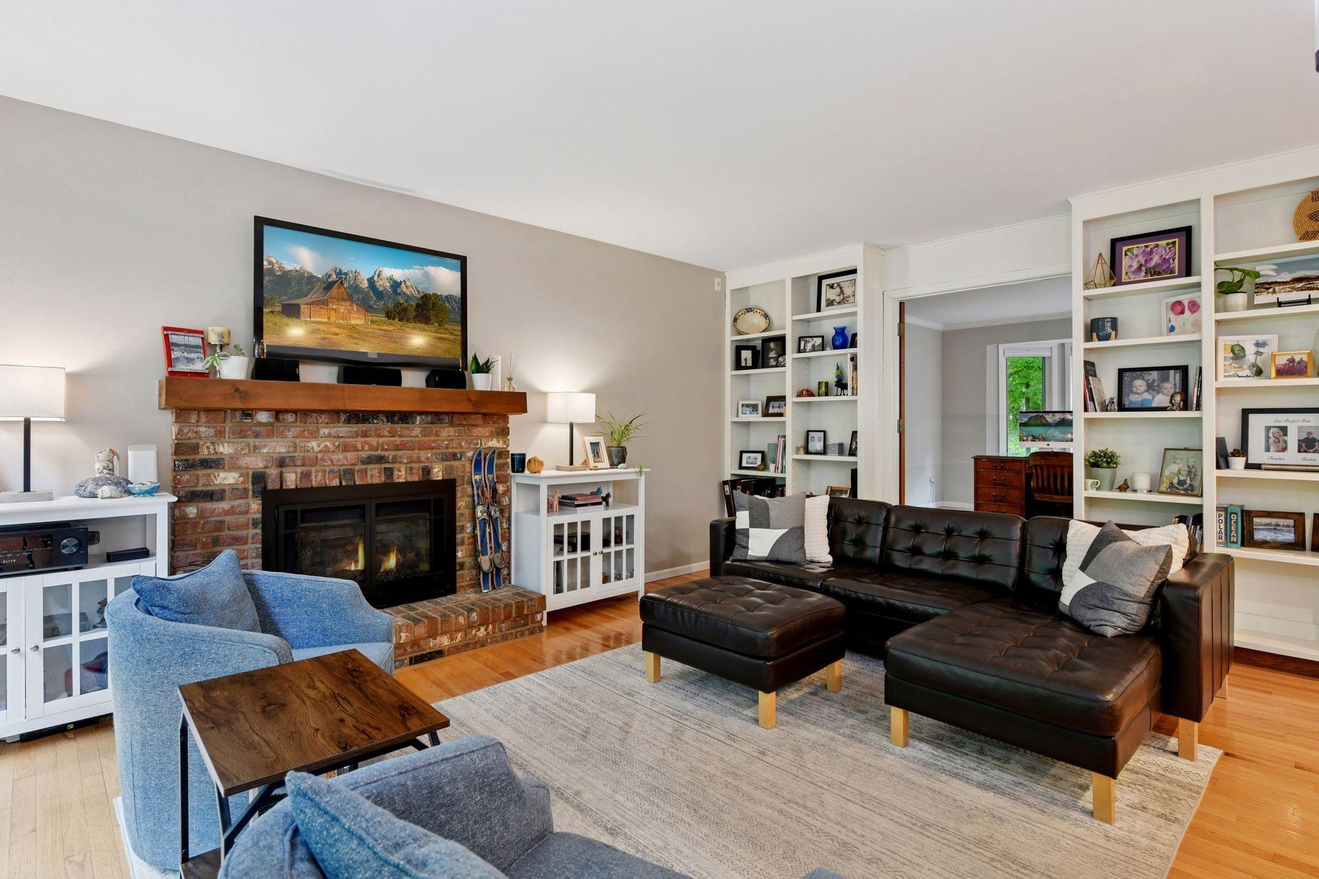 655 Holly Lane, Minneapolis, Minnesota image 19