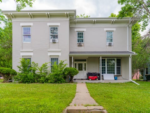 Multifamily For Sale - 820 S Minnesota Avenue<br/> Nicollet County, Saint Peter, MN 56082