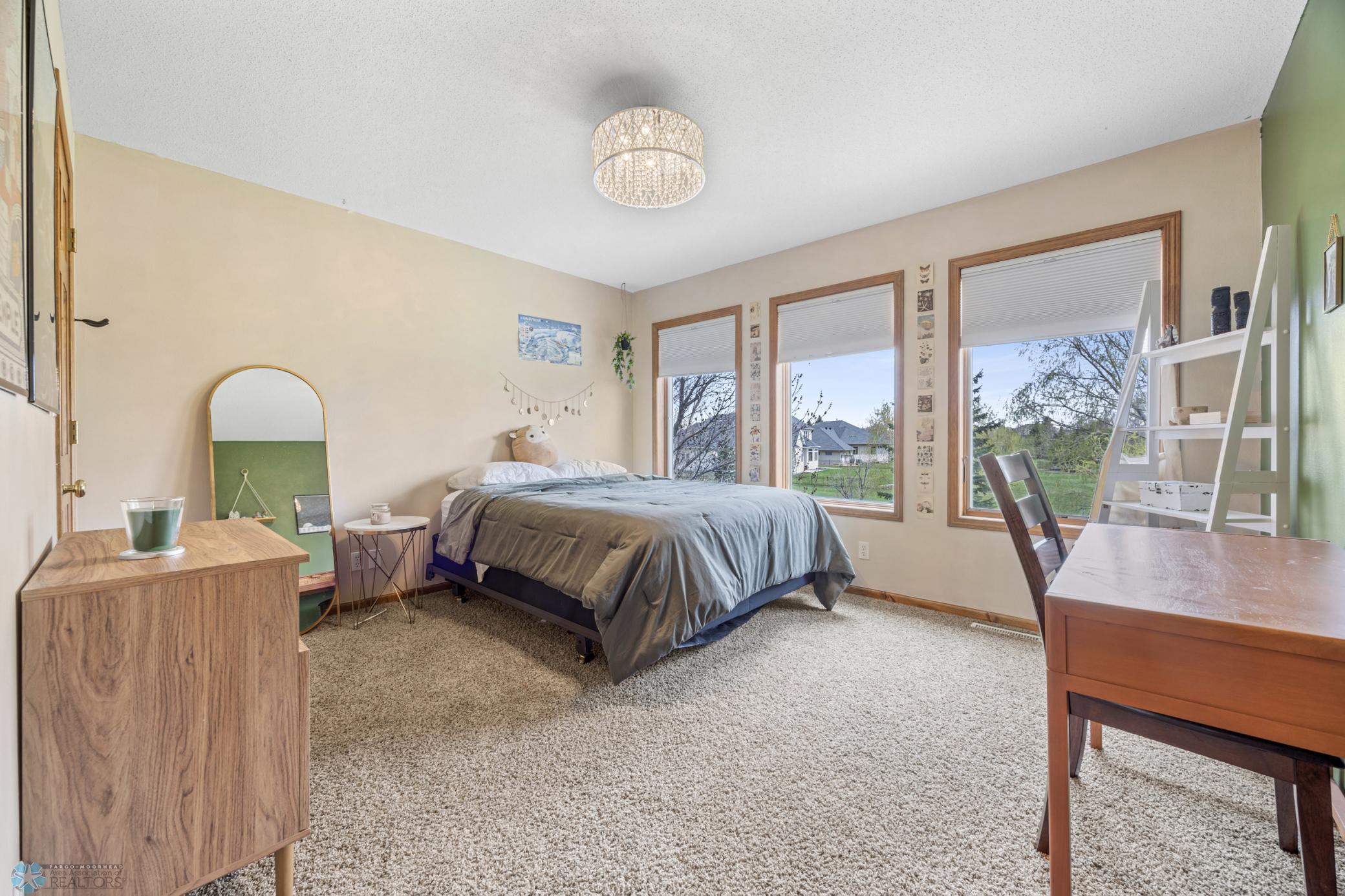 4226 Timberline Drive, Fargo, North Dakota image 30