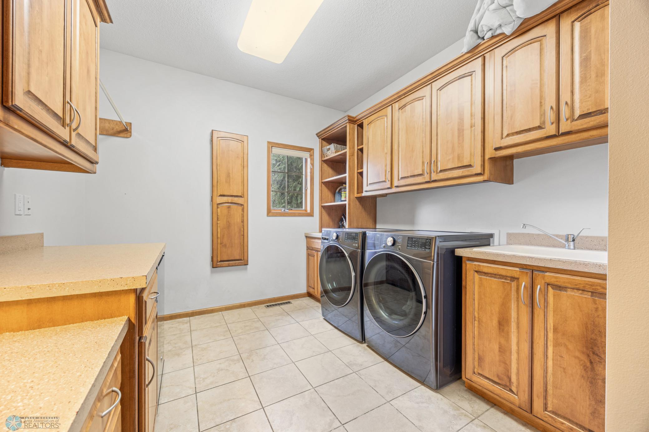 4226 Timberline Drive, Fargo, North Dakota image 36