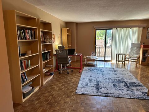 Condo For Sale - 410 Groveland Avenue<br/> Minneapolis, MN 55403