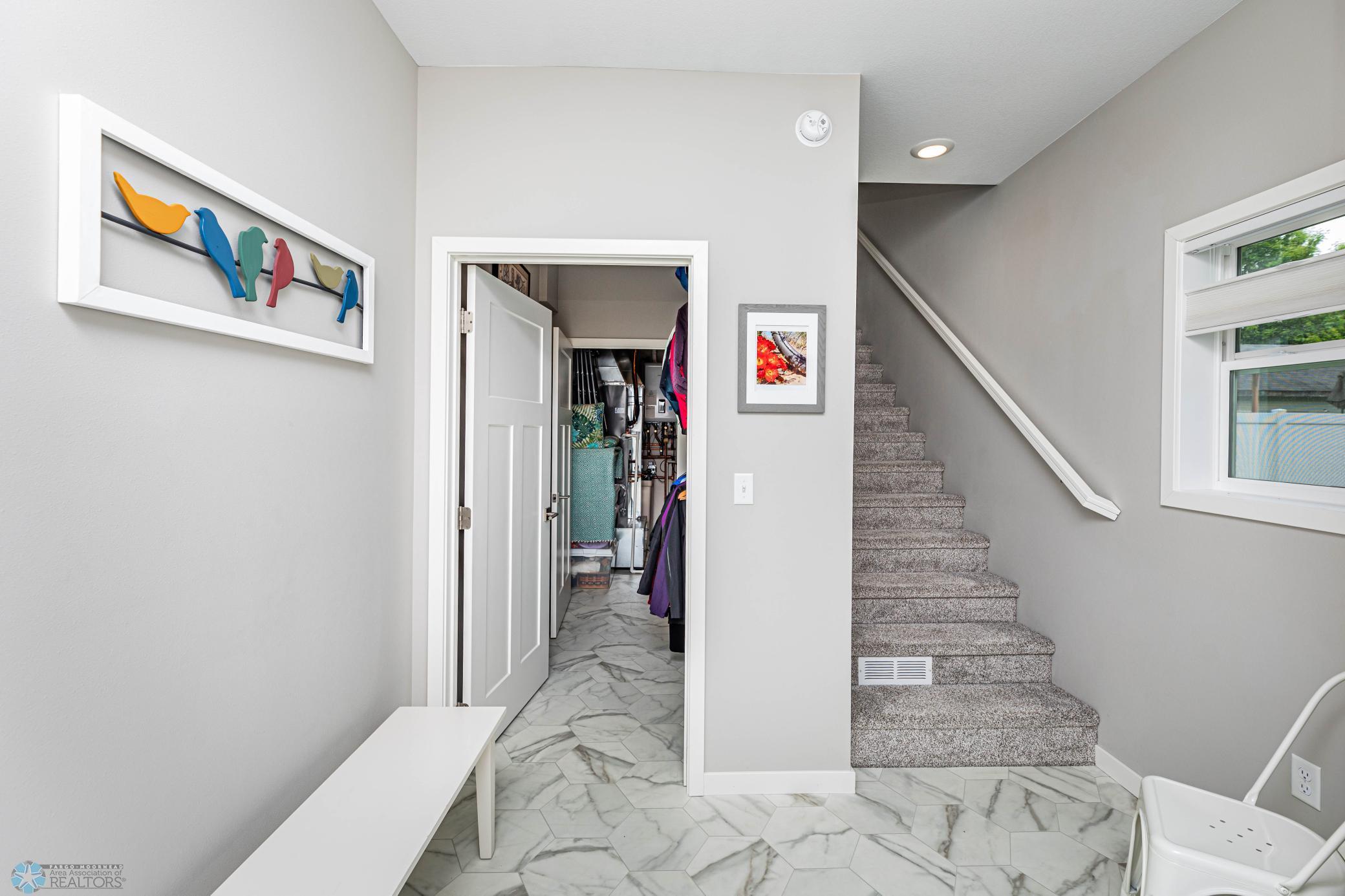 Fargo, North Dakota 58102, United States, 3 Bedrooms Bedrooms, ,2 BathroomsBathrooms,Residential,Active,203142