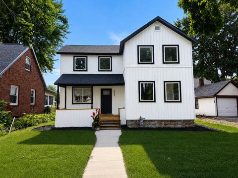 Homes For Sale - 622 Main Street<br/> Winona, MN 55987