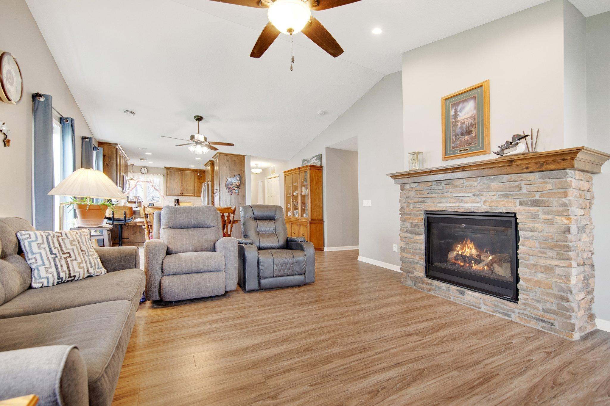 552 Roosevelt Street, Cambridge, Minnesota image 7