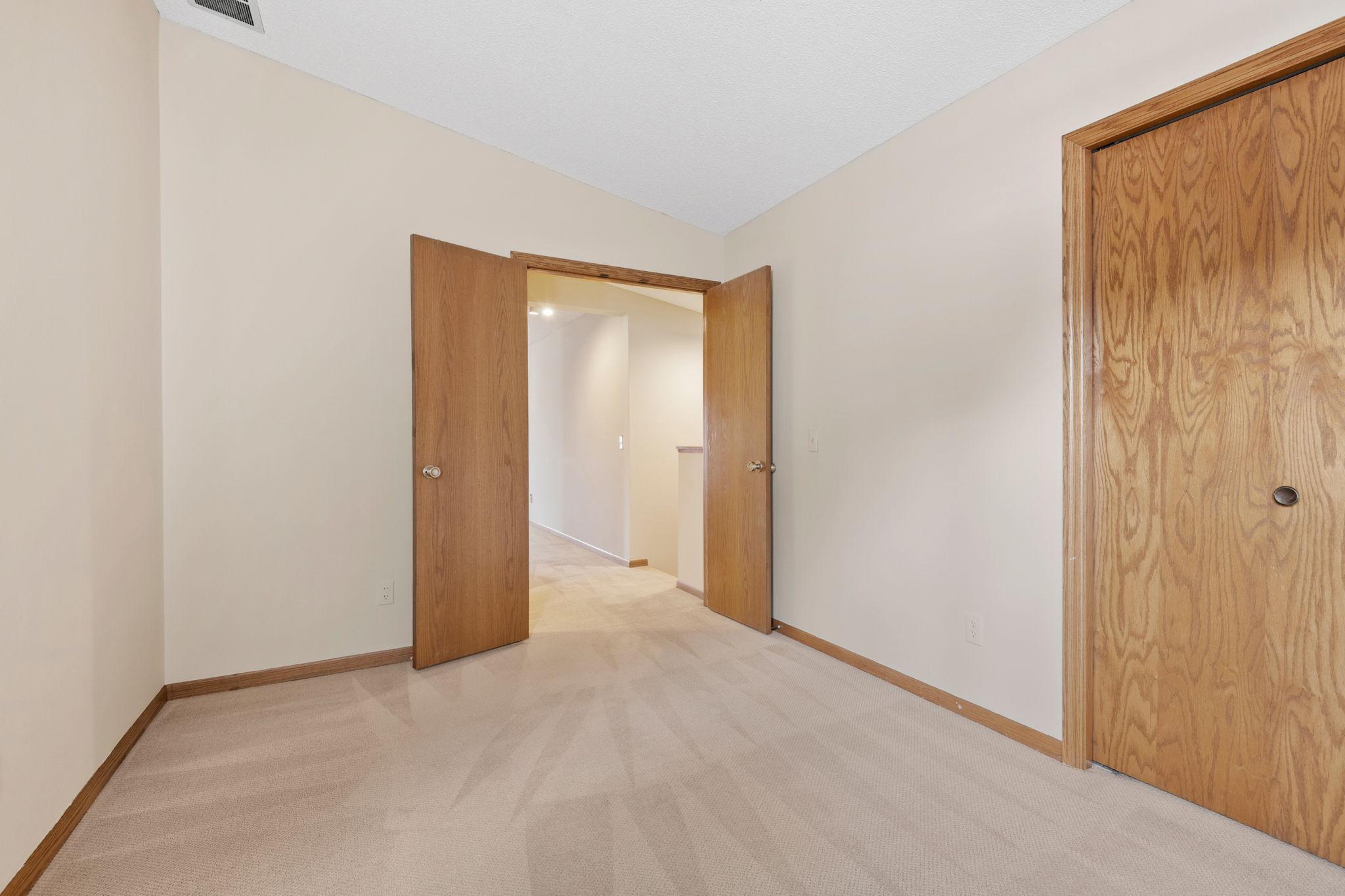 5342 Highpointe Drive, Minneapolis, Minnesota image 21
