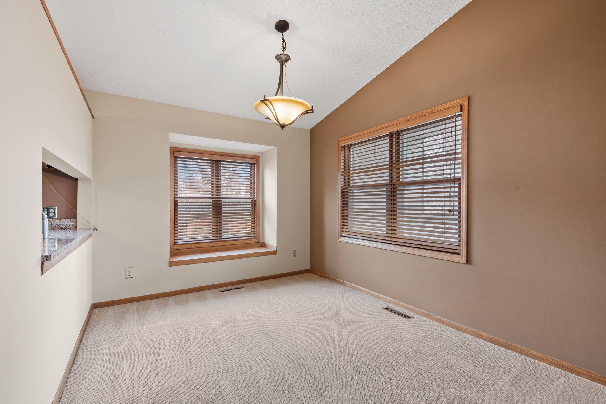 5342 Highpointe Drive, Minneapolis, Minnesota image 13