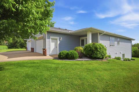 Townhouse For Sale - 414 4th Avenue<br/> Lonsdale, MN 55046
