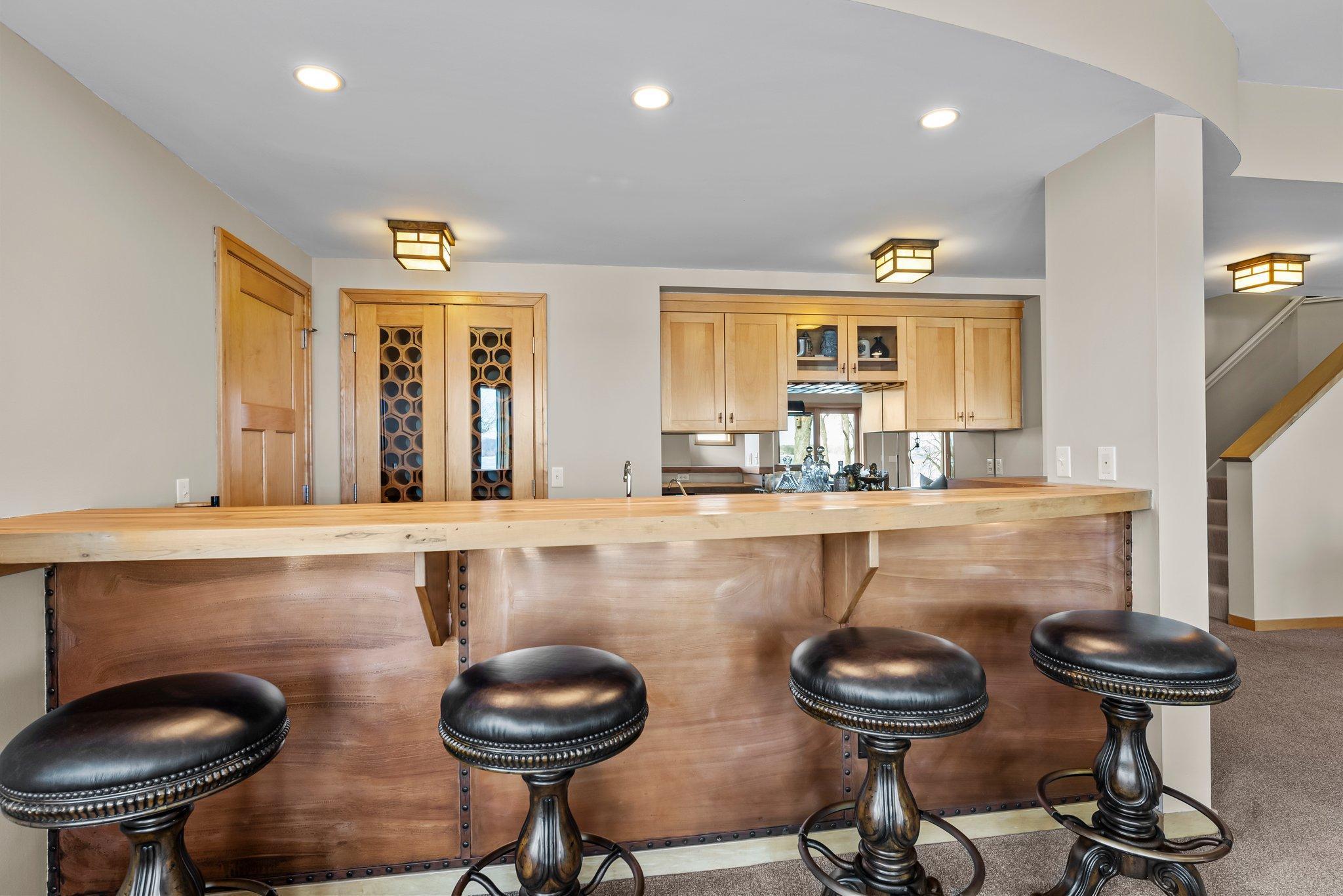 2625 Woodbridge Road, Wayzata, Minnesota image 47