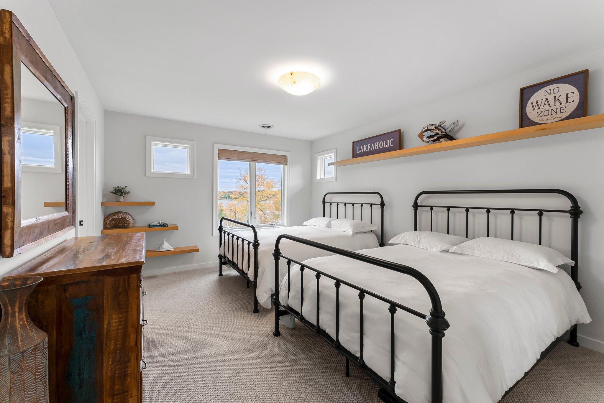 2625 Woodbridge Road, Wayzata, Minnesota image 37