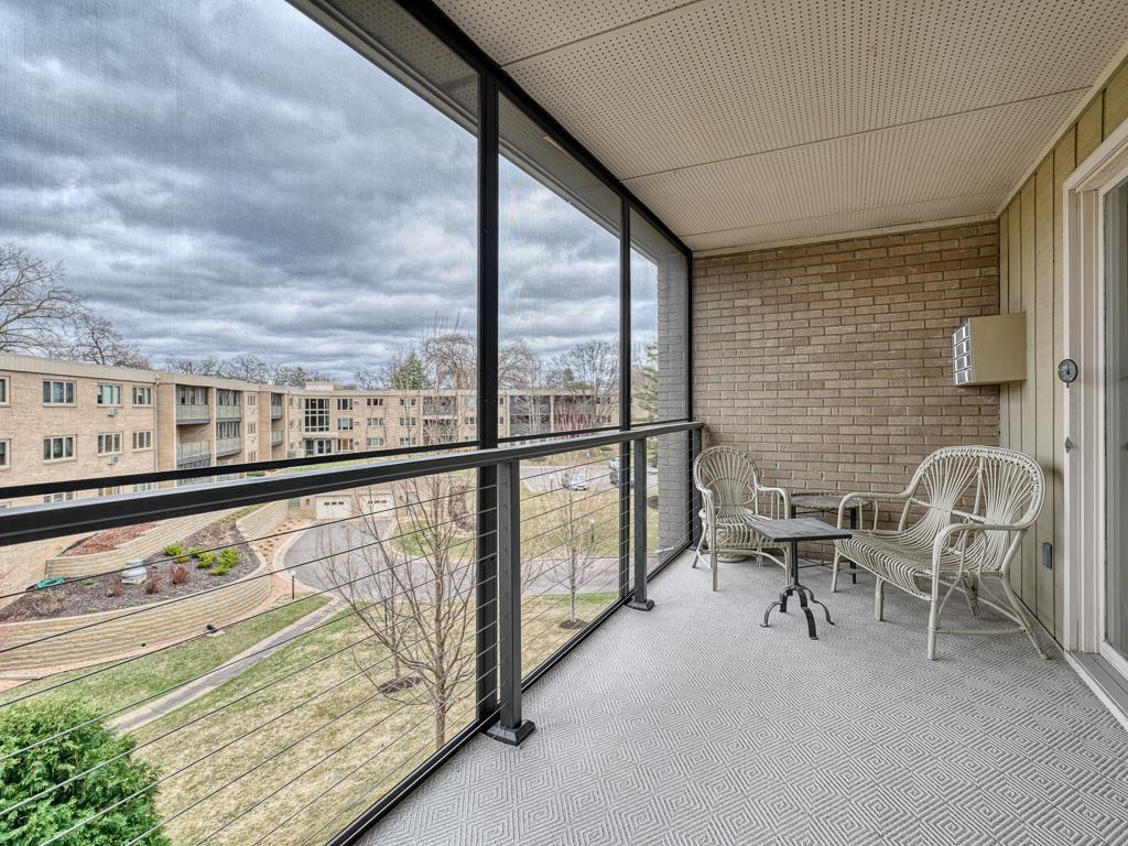 4360 Brookside Court #303, Minneapolis, Minnesota image 16