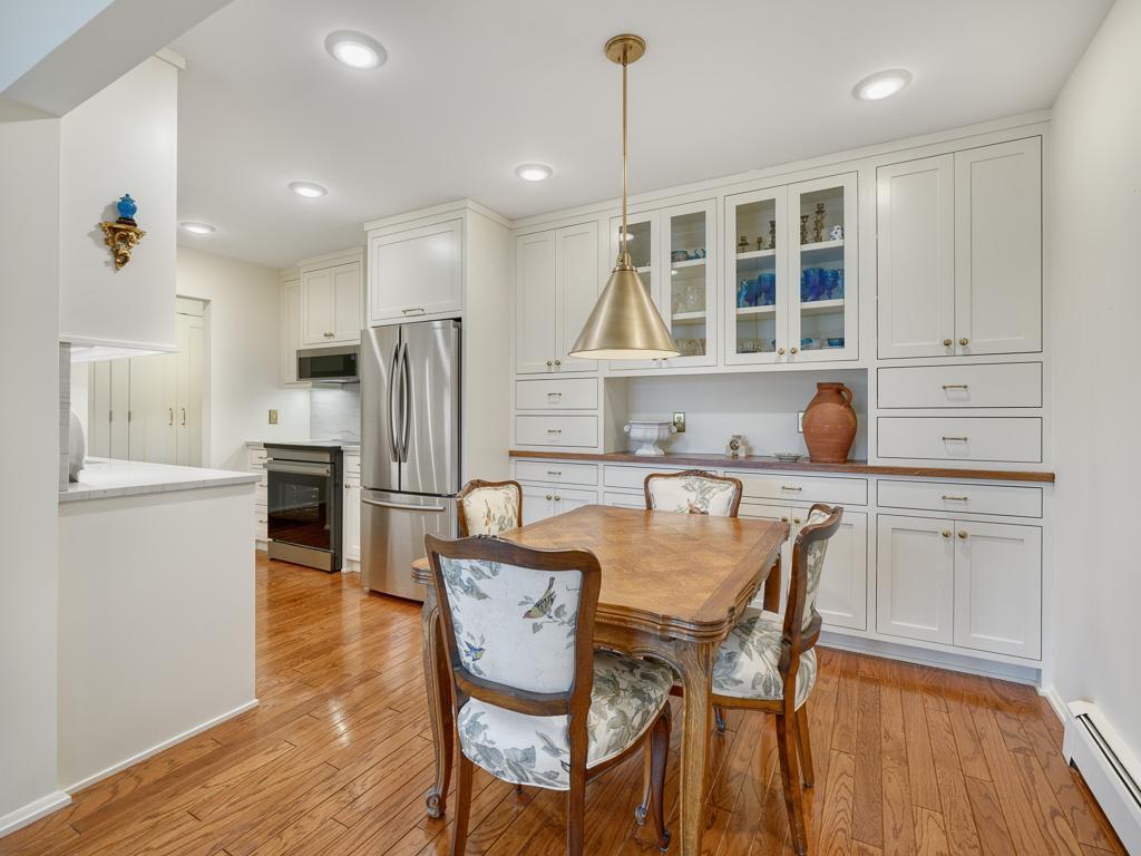 4360 Brookside Court #303, Minneapolis, Minnesota image 6