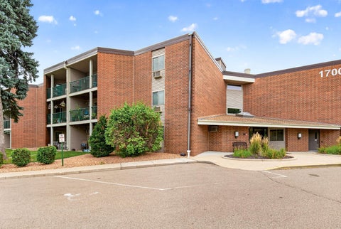 Condo For Sale - 1700 Four Oaks Road<br/> Eagan, MN 55121