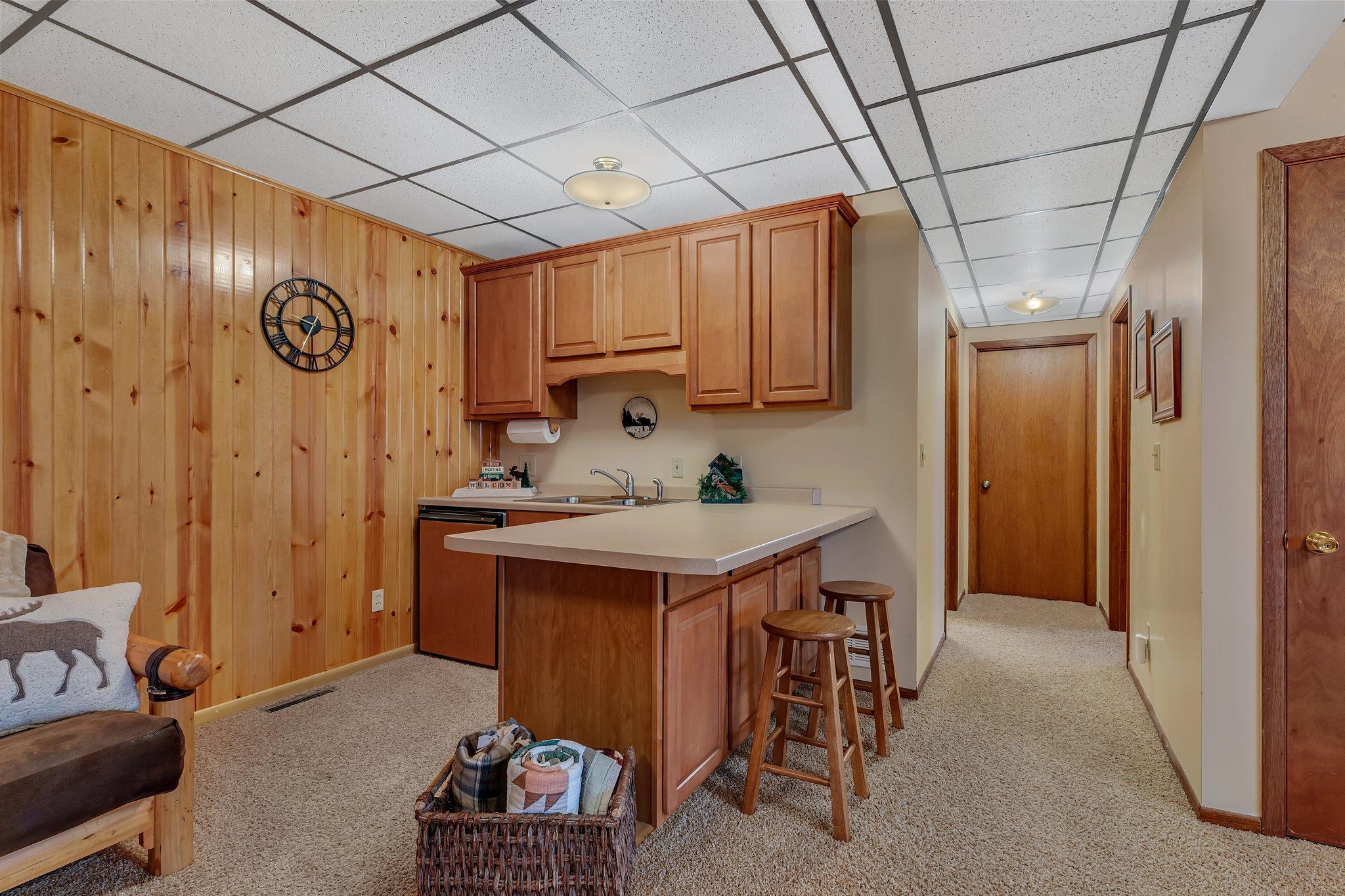 19558 Elmcrest Road, Richmond, Minnesota image 19