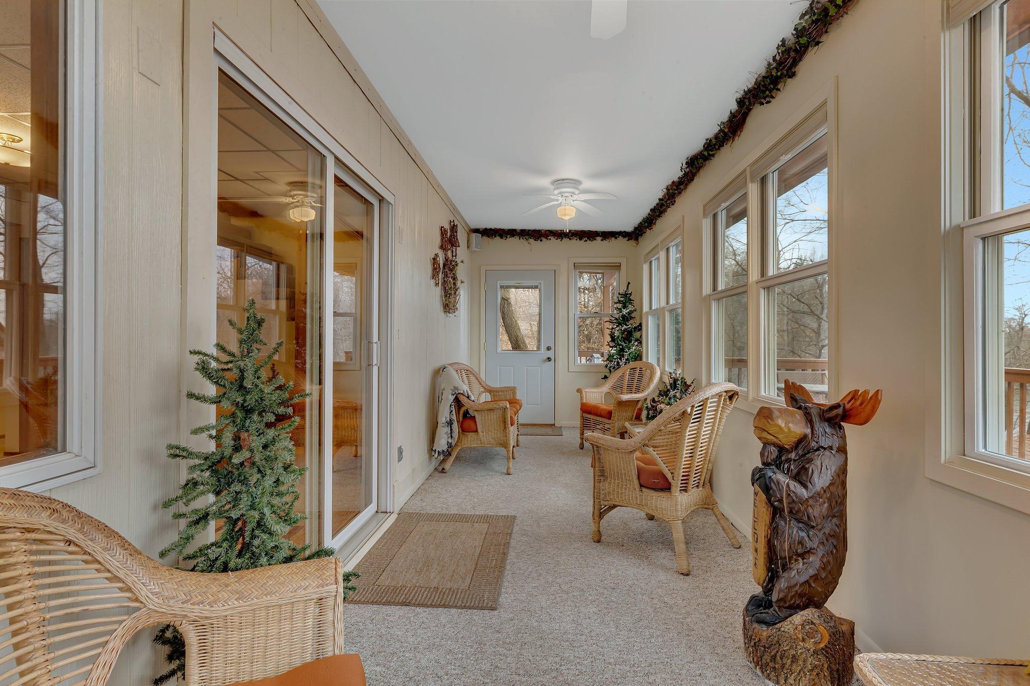 19558 Elmcrest Road, Richmond, Minnesota image 22