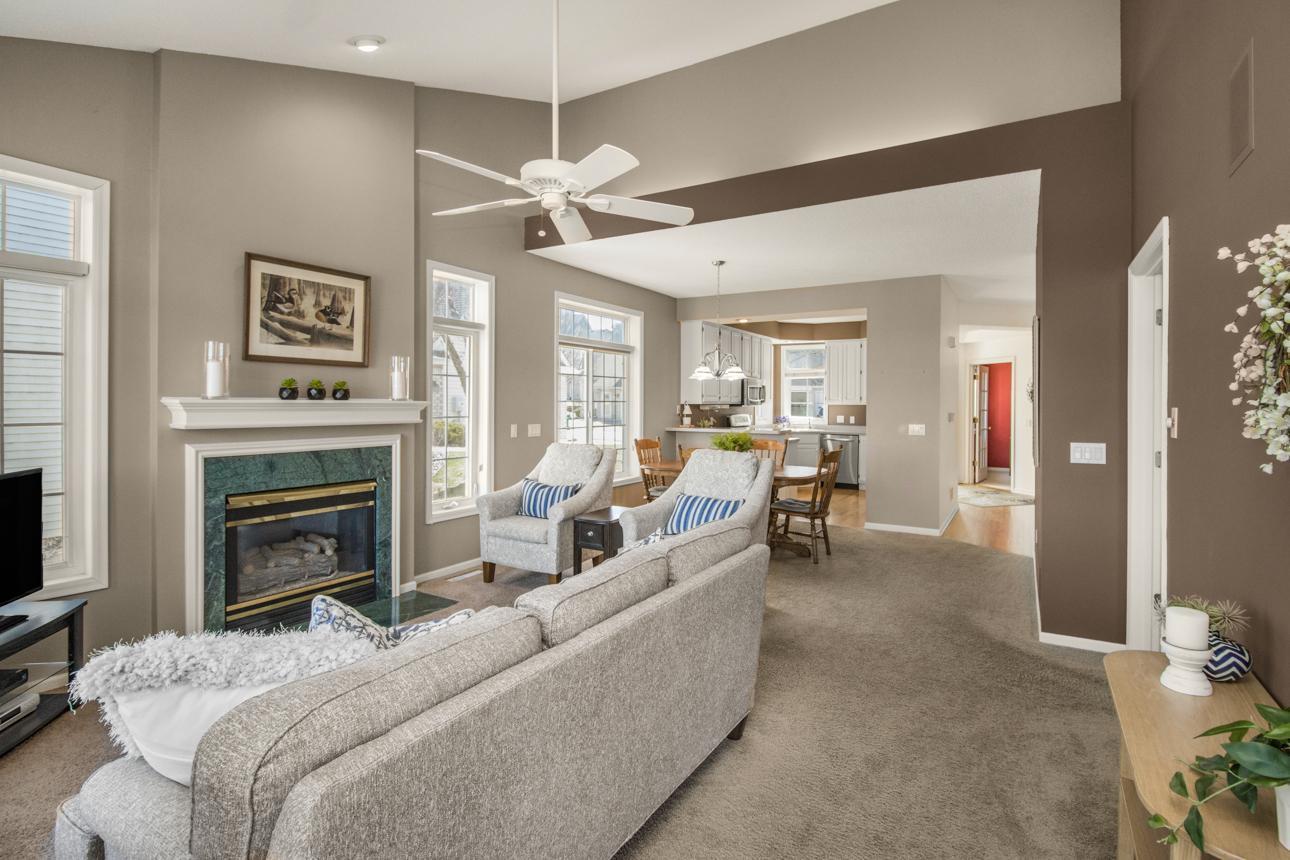 18296 Cattail Court, Eden Prairie, Minnesota image 12