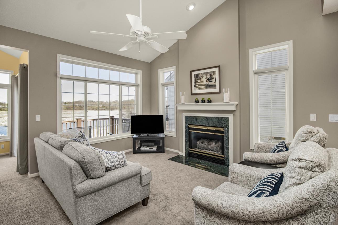 18296 Cattail Court, Eden Prairie, Minnesota image 10