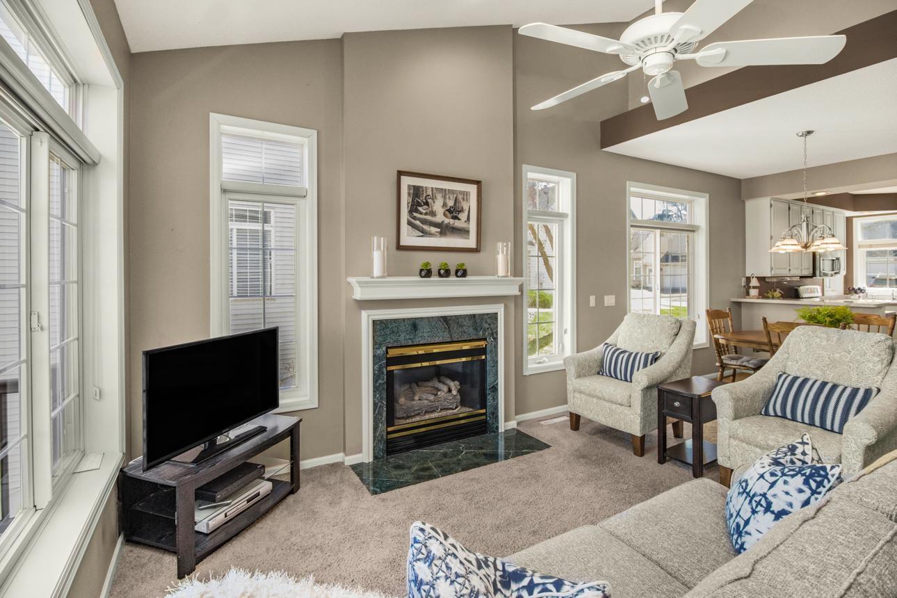 18296 Cattail Court, Eden Prairie, Minnesota image 11
