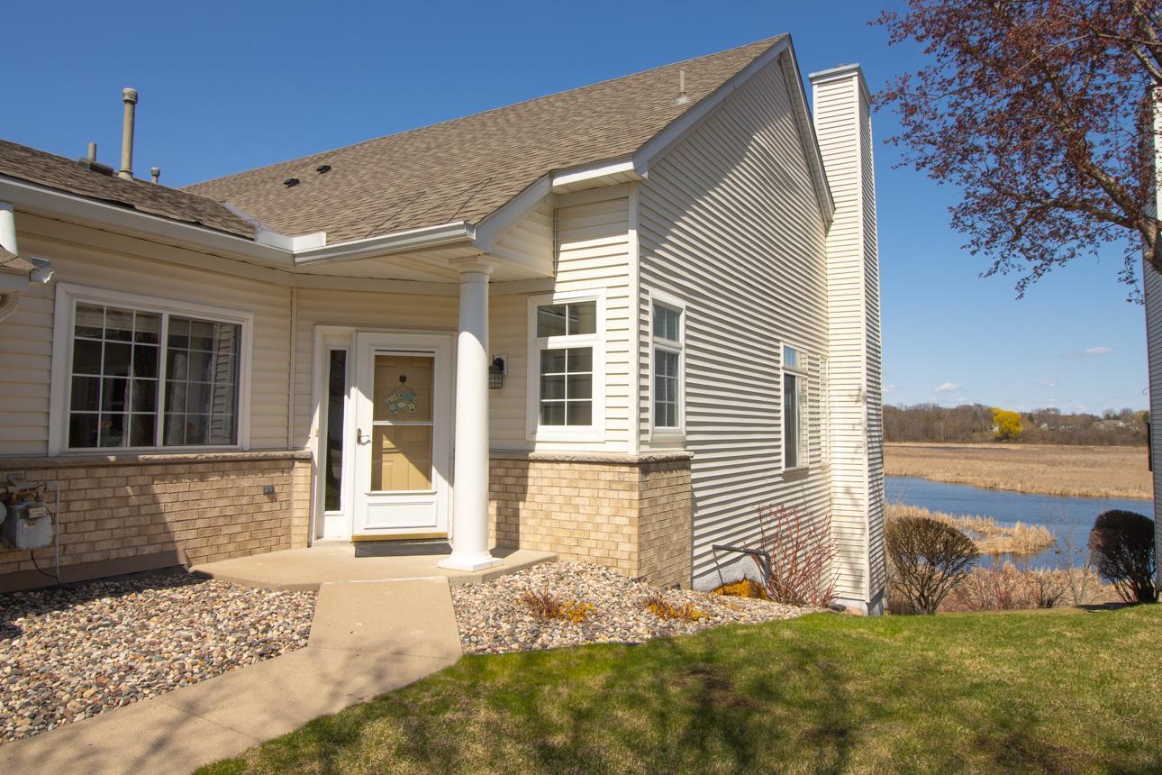 18296 Cattail Court, Eden Prairie, Minnesota image 2